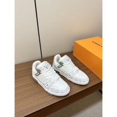 Louis Vuitton Trainer Sneaker